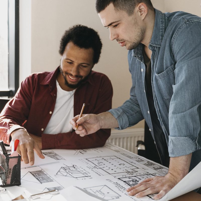 teamwork-meeting-with-business-people